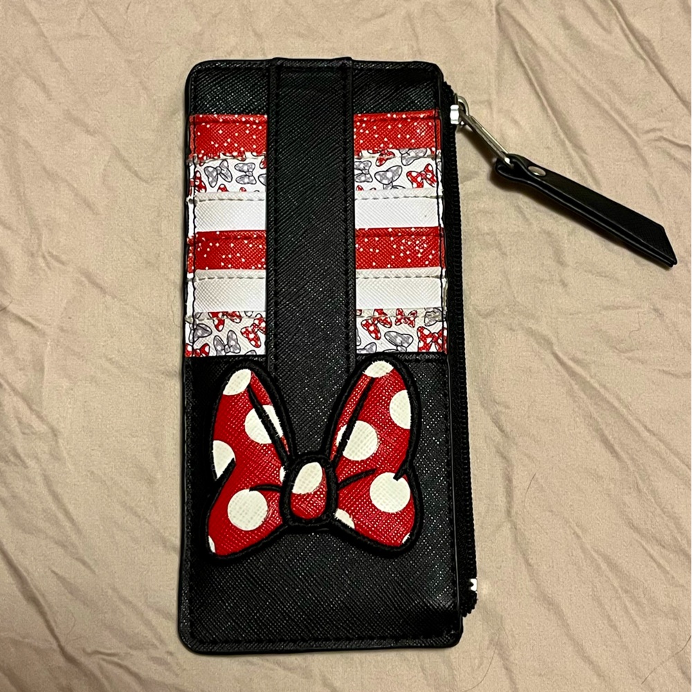 Minnie Bow Cardholder ♥️